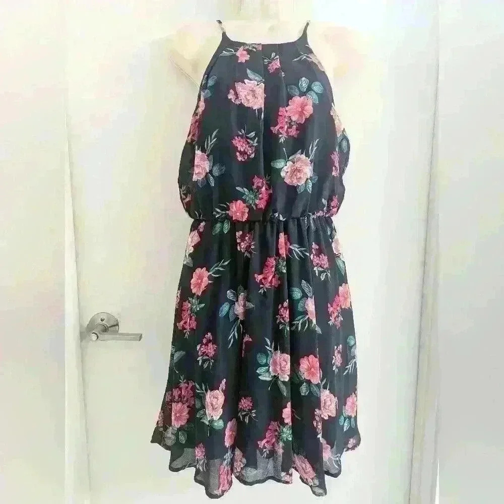 NWT Francesca's Navy Floral Halter Dress Size M